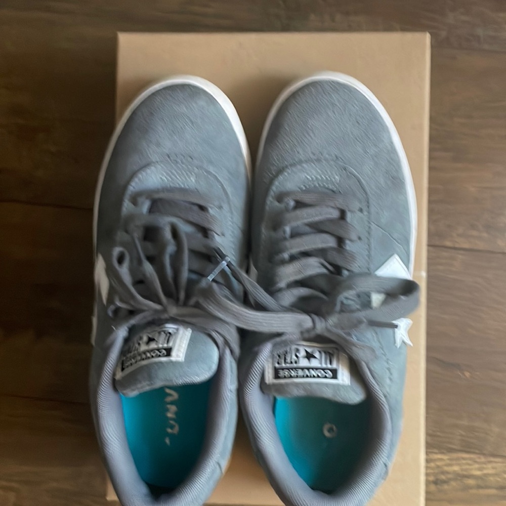 Converse tennis shoes